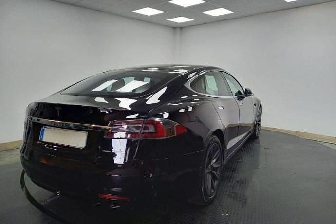 Usado Tesla Model S 386 kW (525 CV) 2019 Utilitario