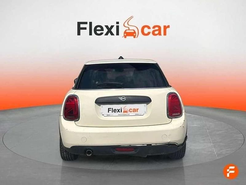 Usado Mini Cooper 102 CV (75 kW) 2019 Beige Utilitario