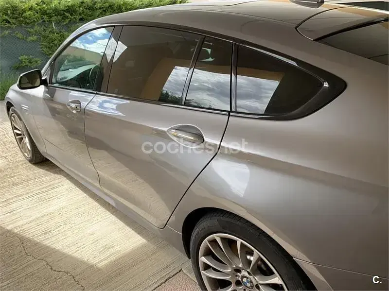 Usado BMW 520 Gran Turismo 184 CV (135 kW) 2014 Gris / plata Coupe