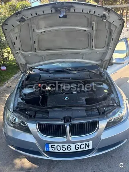 Usado BMW 320 150 CV (110 kW) 2008 Gris / plata Berlina