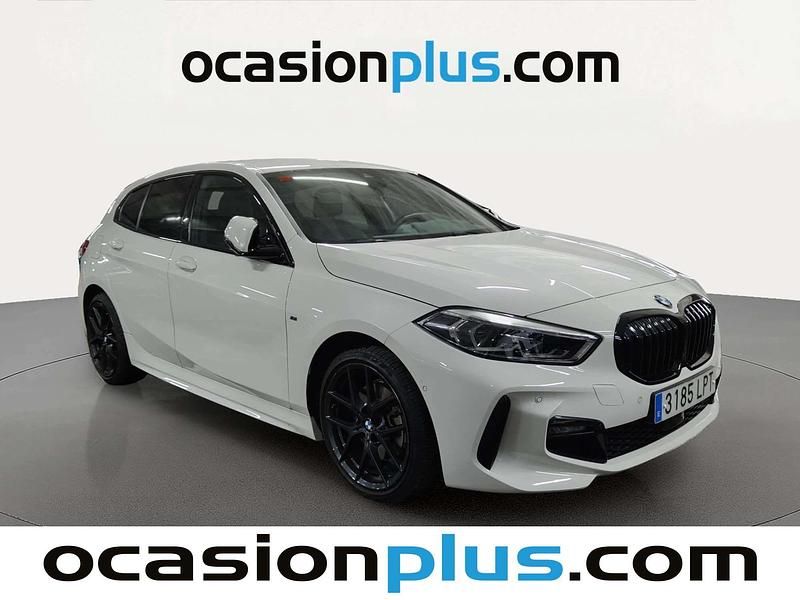 Usado BMW 118 150 CV (110 kW) 2021 Blanco Utilitario