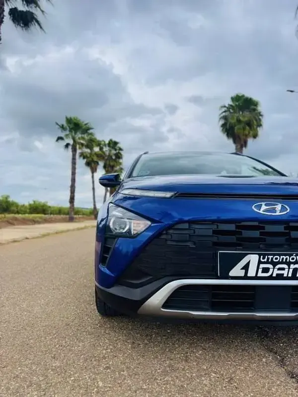 Usado Hyundai Bayon 84 CV (61 kW) 2021 Azul SUV