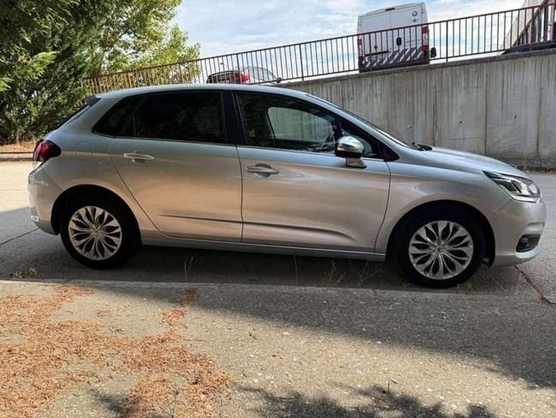 Usado Citroën C4 120 CV (88 kW) 2015 Gris Berlina