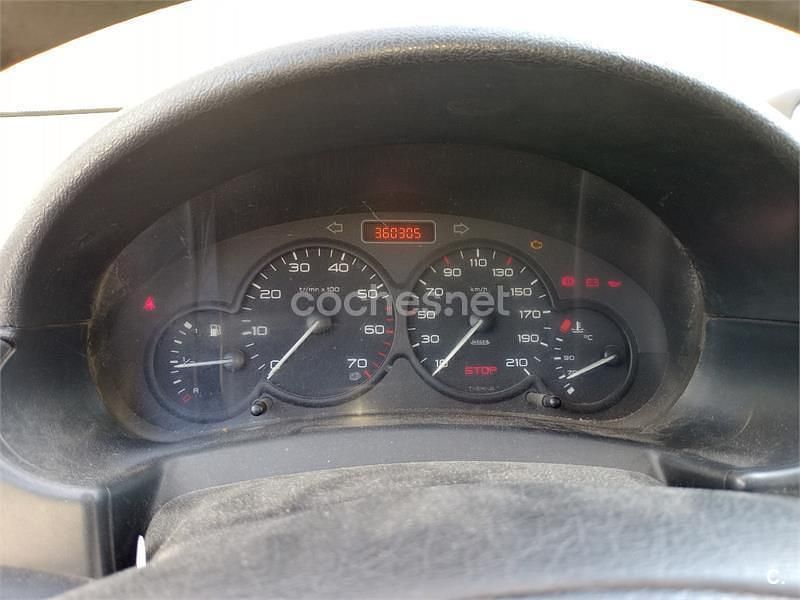 Usado Citroën Berlingo First 75 CV (55 kW) 2009 Blanco Monovolumen