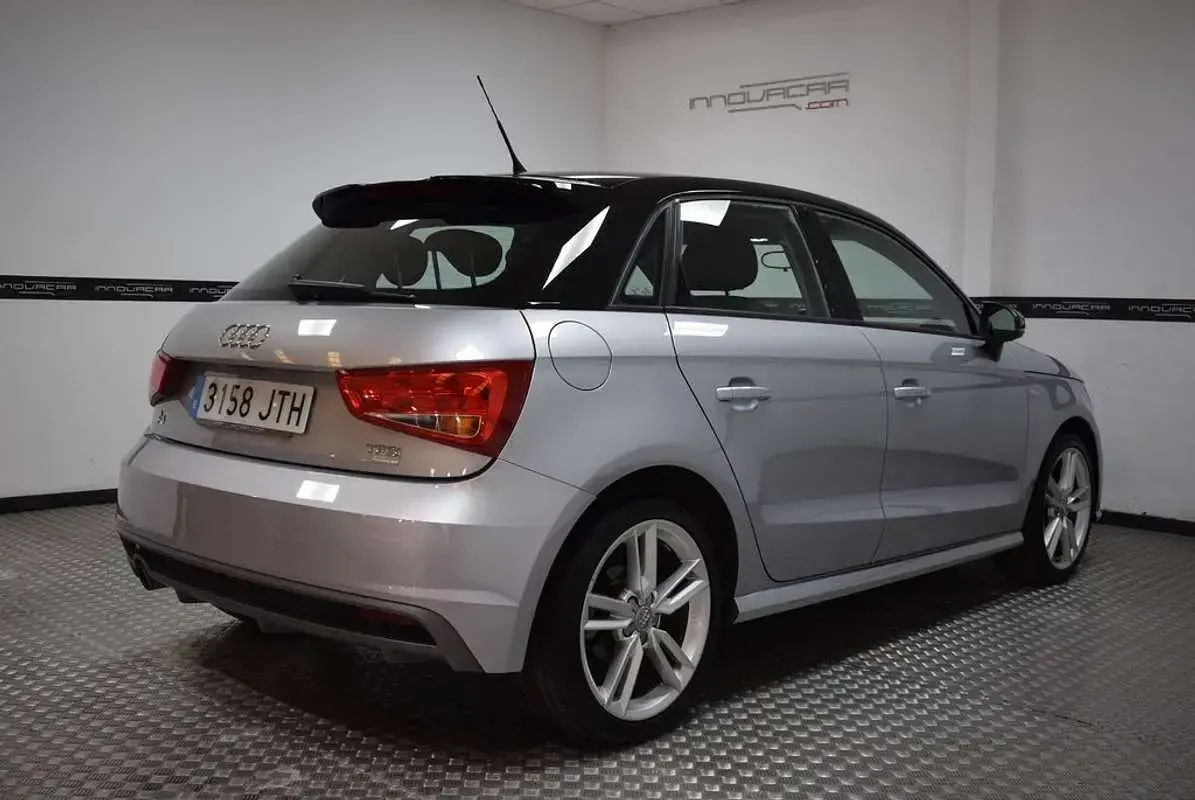 Usado Audi A1 Sportback S-Line 94 CV (69 kW) 2016 Gris Utilitario