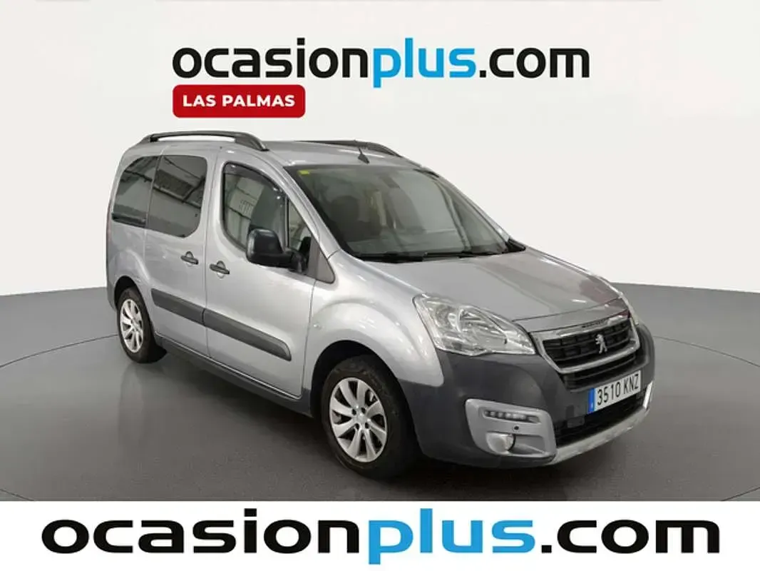Usado Peugeot TePee 99 CV (72 kW) 2018 Gris Van