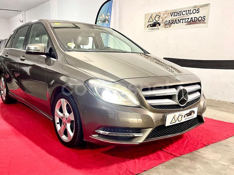 Beige Usado 2013 Mercedes B180 Monovolumen | 12.500 € (Precio justo) - Imagen 1/4