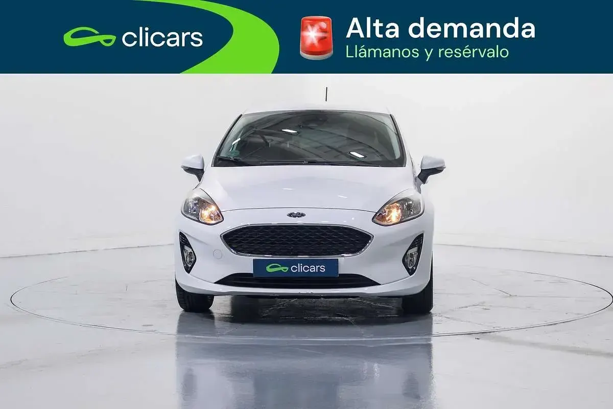 Usado Ford Fiesta Trend+ 101 HP (74 kW) 2017 Branco Citadino