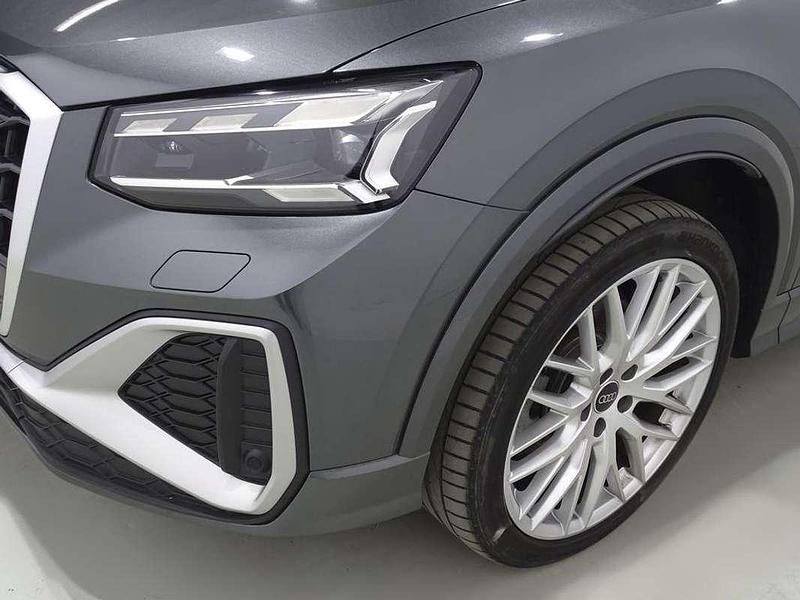 Gris Usado 2024 Audi Q2 Ambiente SUV | 31.200 € (Buen precio) - Imagen 1/2