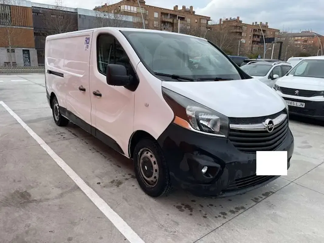 Usado Opel Vivaro Expression 120 CV (88 kW) 2018 Blanco Monovolumen