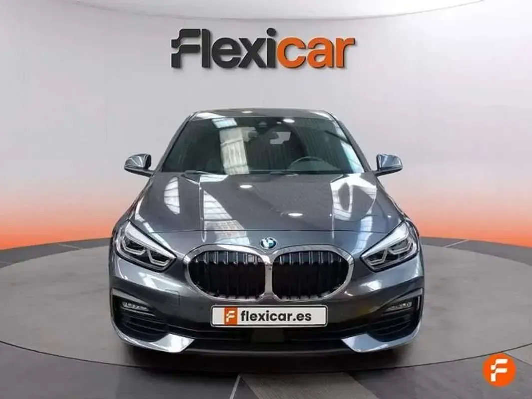 Usado BMW 116 116 CV (85 kW) 2021 Gris Utilitario