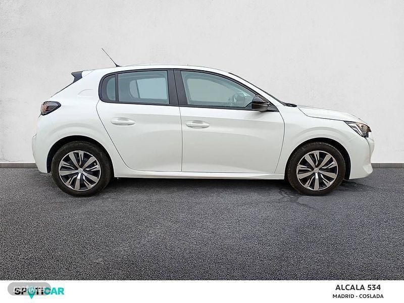 Usado Peugeot 208 Active 100 CV (73 kW) 2023 Blanco Utilitario
