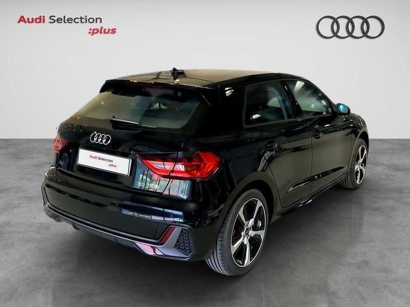Usado Audi A1 Sportback 110 CV (80 kW) 2023 Negro Utilitario