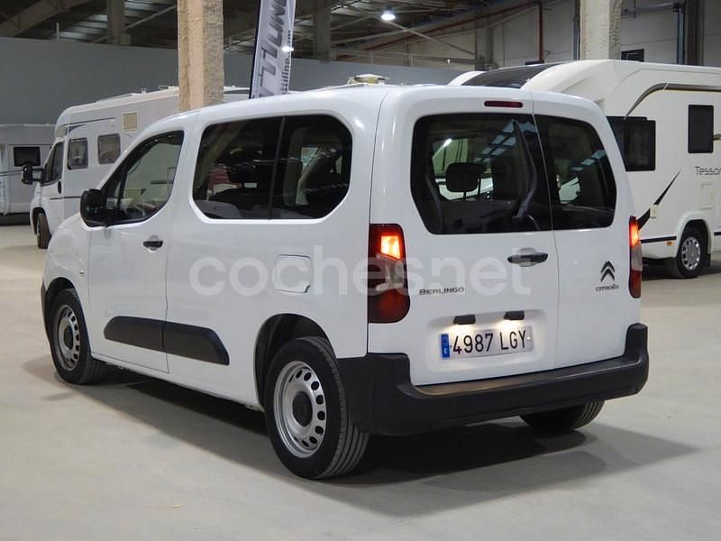 Usado Citroën Berlingo Live 102 CV (75 kW) 2020 Blanco Monovolumen