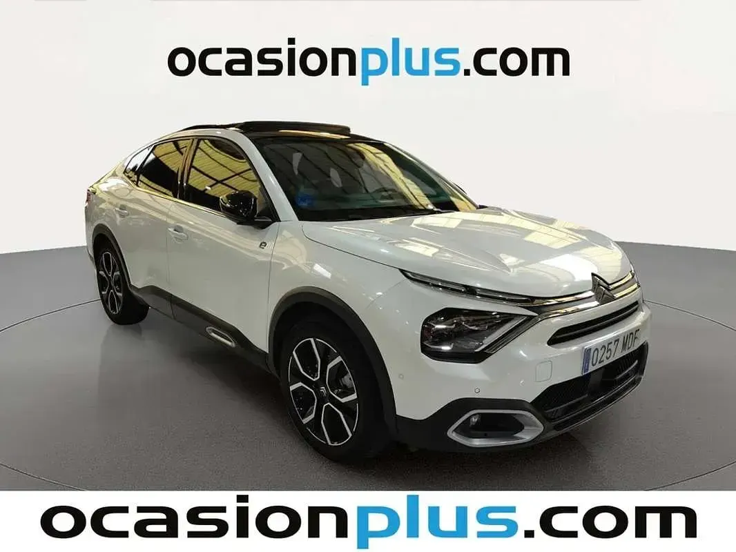 Usado Citroën e-C4 Shine 100 kW (136 CV) 2022 Blanco Utilitario