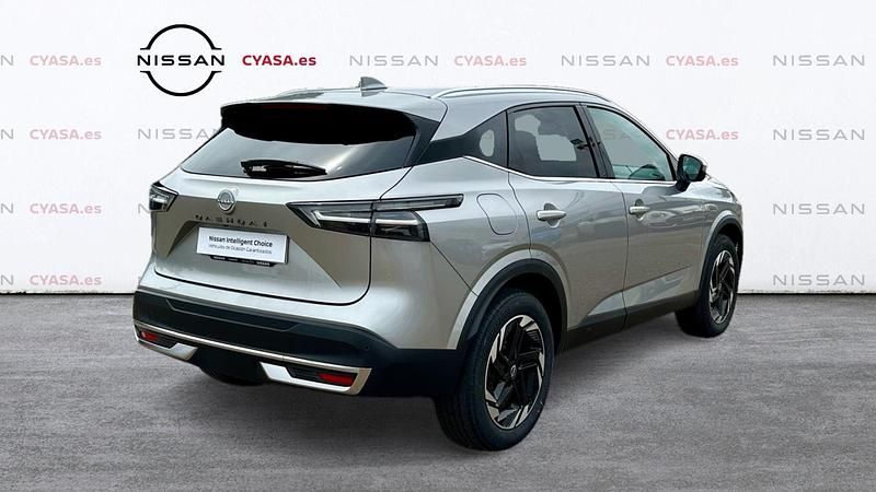 Nuevo Nissan Qashqai N-Connecta 158 CV (116 kW) 2025 Diamond silver metalizado SUV