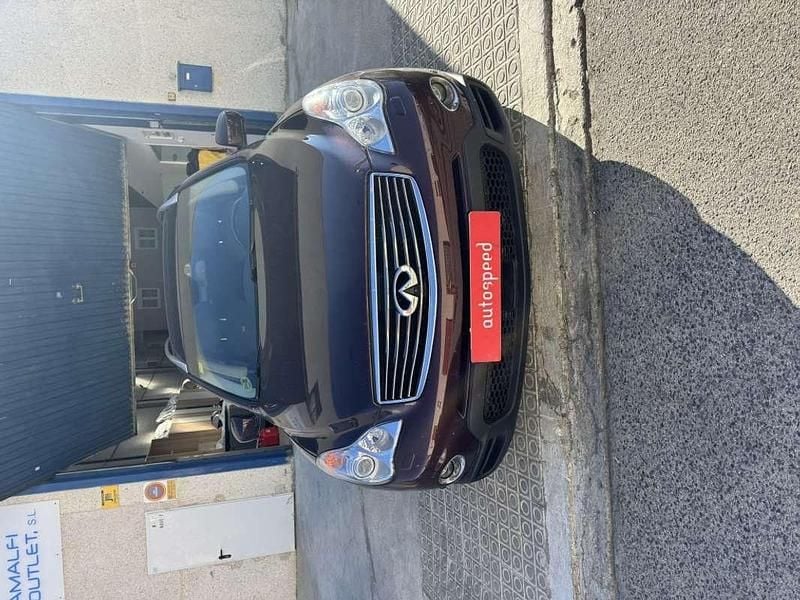 Burdeos Usado 2015 Infiniti QX50 Premium SUV | 16.990 € - Imagen 1/4