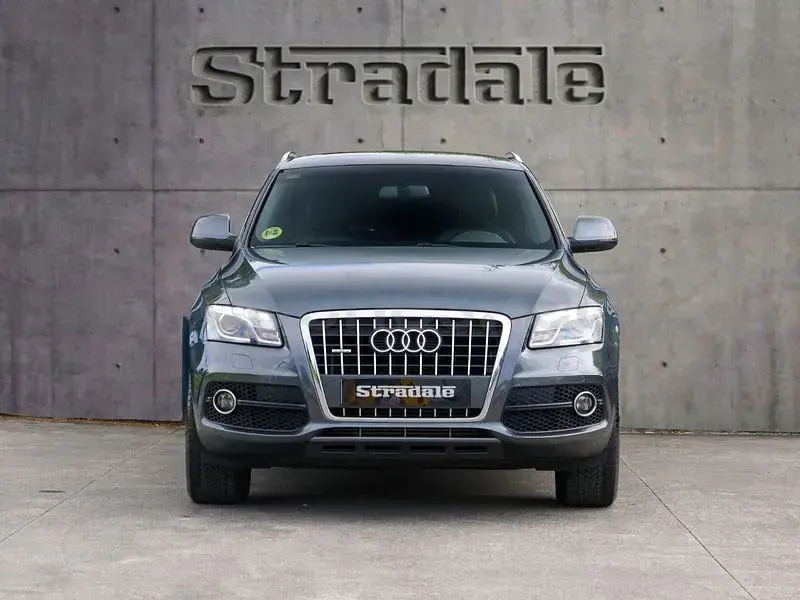 Usado Audi Q5 S-Line 170 CV (125 kW) 2011 Gris / plata SUV
