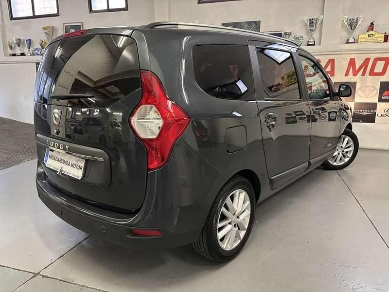 Usado Dacia Lodgy Lauréate 116 CV (85 kW) 2017 Negro Monovolumen