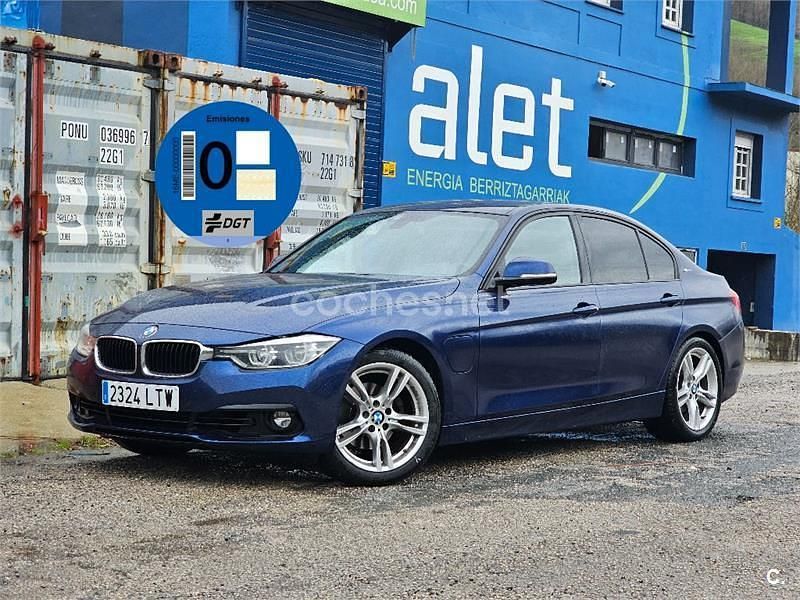 Azul Usado 2016 BMW 330e Comfort Edition Berlina | 19.500 € (Caro) - Imagen 1/4