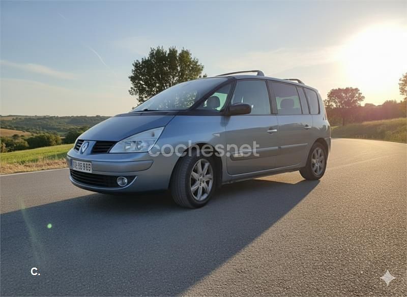 Usado Renault Espace 150 CV (110 kW) 2011 Gris / plata Monovolumen