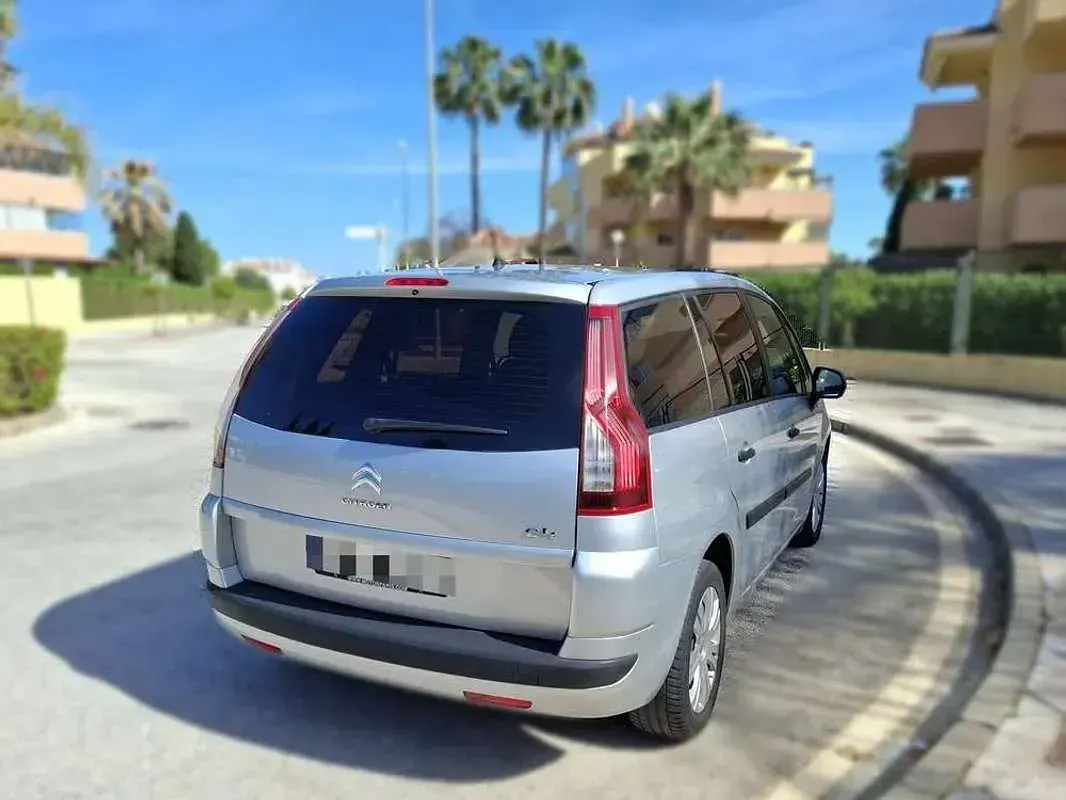 Usado Citroën C4 120 CV (88 kW) 2011 Gris Utilitario