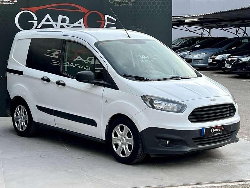 Usado Ford Tourneo Connect Titanium 101 CV (74 kW) 2017 Blanco Monovolumen