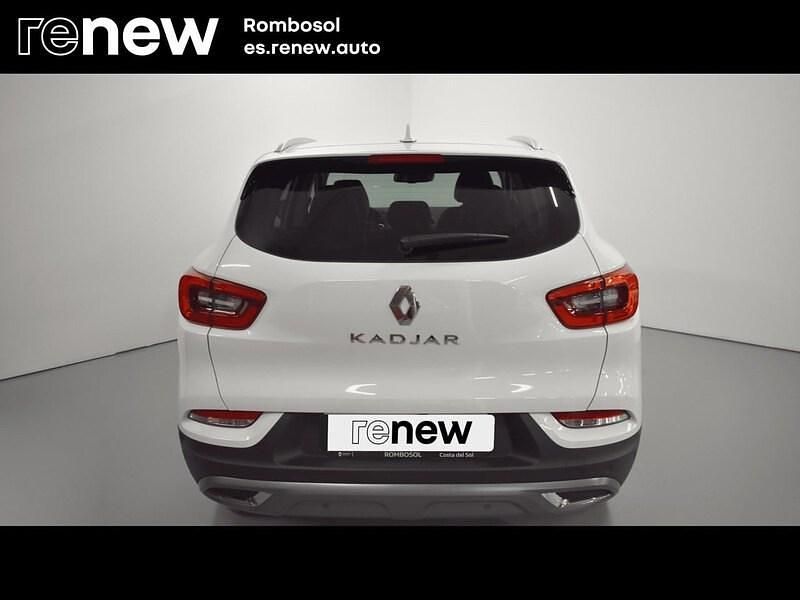 Usado Renault Kadjar Zen 140 CV (102 kW) 2021 Blanco SUV