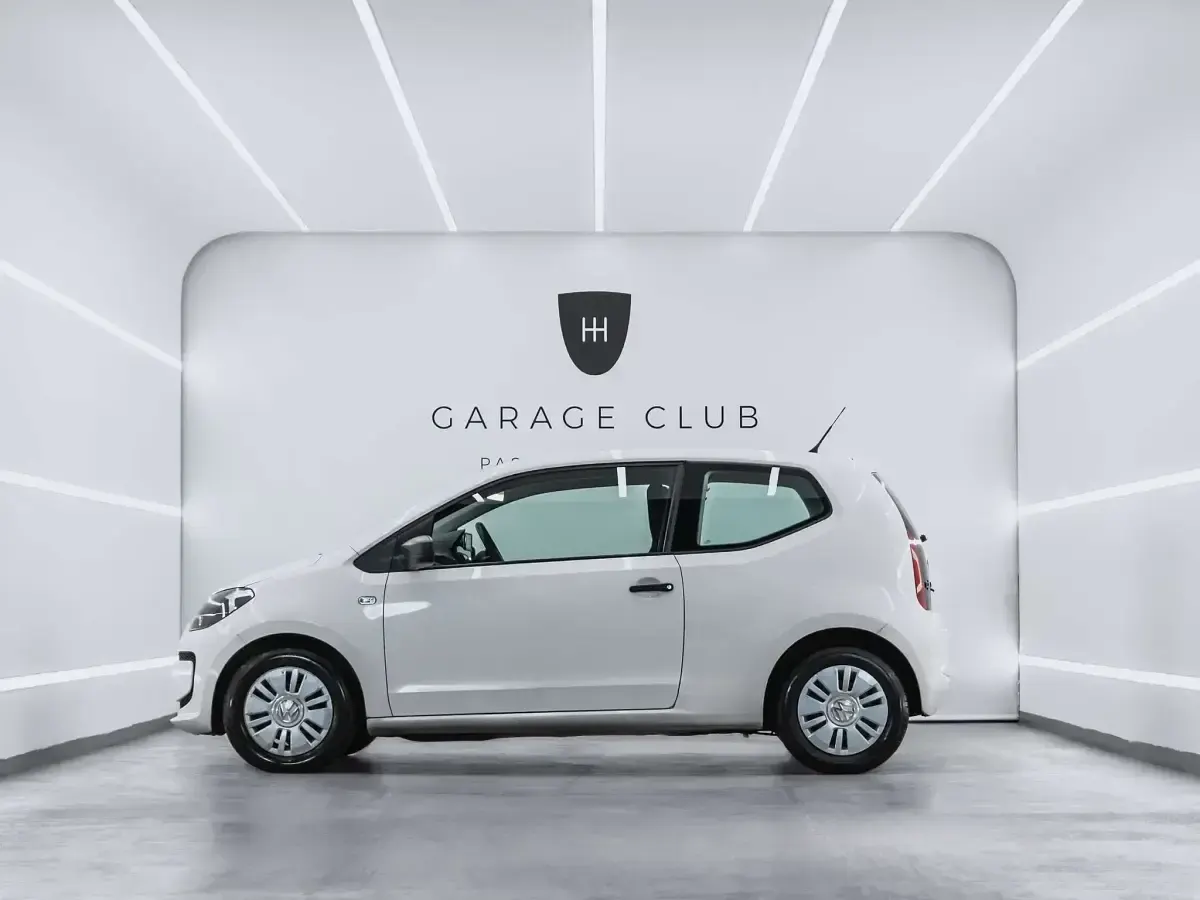 Usado VW up! high up! 60 CV (44 kW) 2014 Blanco Utilitario