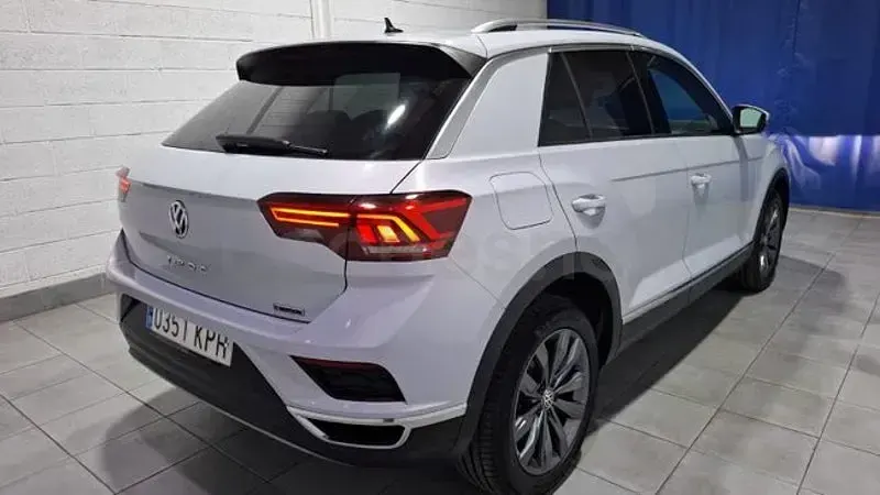 Usado VW T-Roc Sportline 190 CV (139 kW) 2018 Blanco SUV
