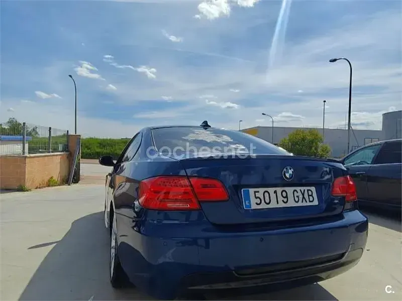 Usado BMW 320 170 CV (125 kW) 2010 Azul Coupe