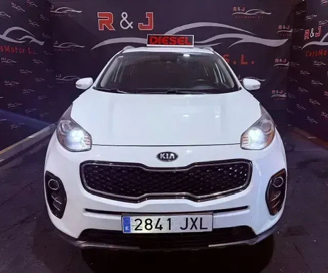Usado Kia Sportage 115 CV (84 kW) 2017 Blanco SUV