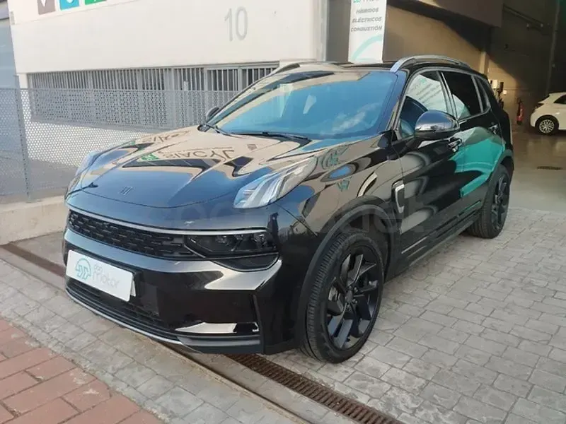 Usado Lynk & Co 01 261 CV (191 kW) 2023 Negro SUV