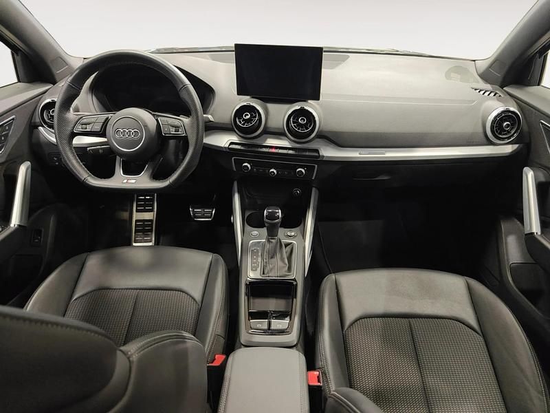 Usado Audi Q2 150 CV (110 kW) 2025 Negro SUV