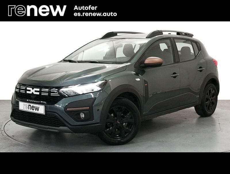 Usado Dacia Sandero Extreme 100 CV (73 kW) 2025 Verde Berlina