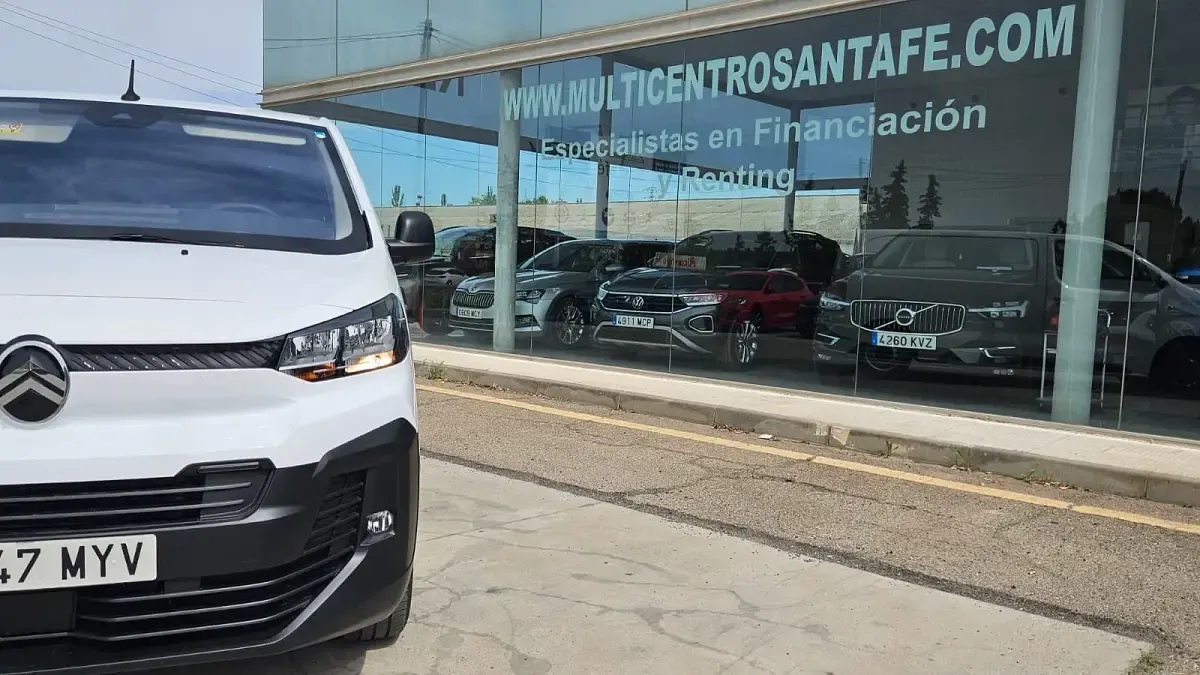 Usado Citroën Jumpy 120 CV (88 kW) 2025 Blanco Monovolumen