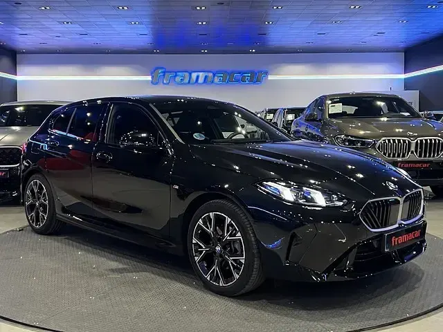 Usado BMW 120 M Sport 163 CV (119 kW) 2025 Negro Utilitario