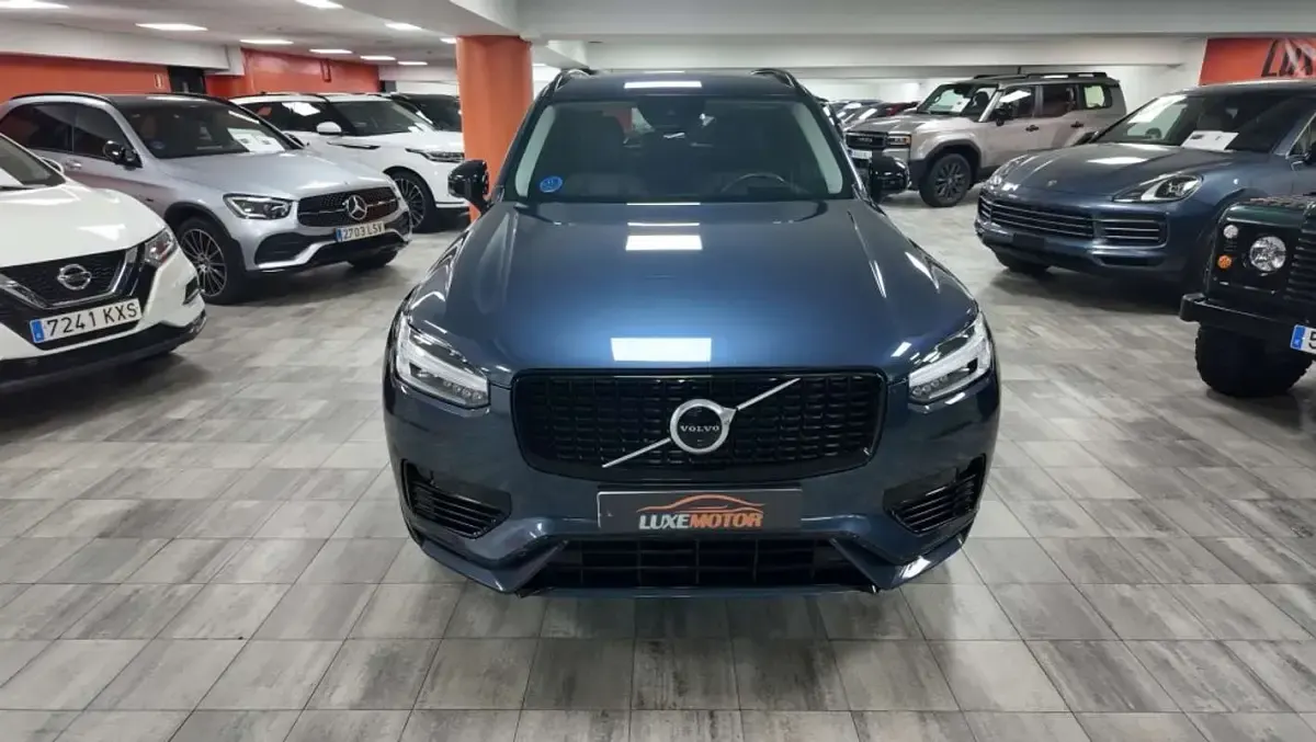 Usado Volvo XC90 R-Design 392 CV (288 kW) 2020 Azul SUV