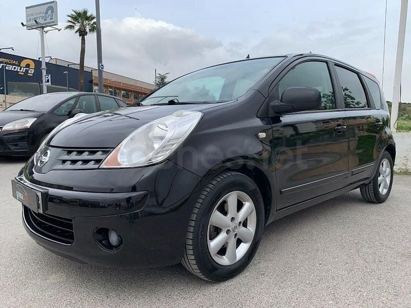 Usado Nissan Note Acenta 86 CV (63 kW) 2007 Negro Utilitario