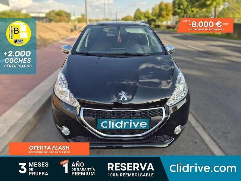Negro Usado 2015 Peugeot 208 Style Utilitario | 5590 € (Buen precio) - Imagen 1/3