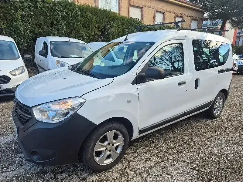 Occasion Dacia Dokker Essentiel 95 ch (69 kW) 2020 Blanc Monospace