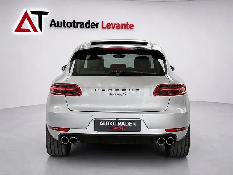 Käytetty Porsche Macan S 258 HP (189 kW) 2015 Harmaa Katumaasturi