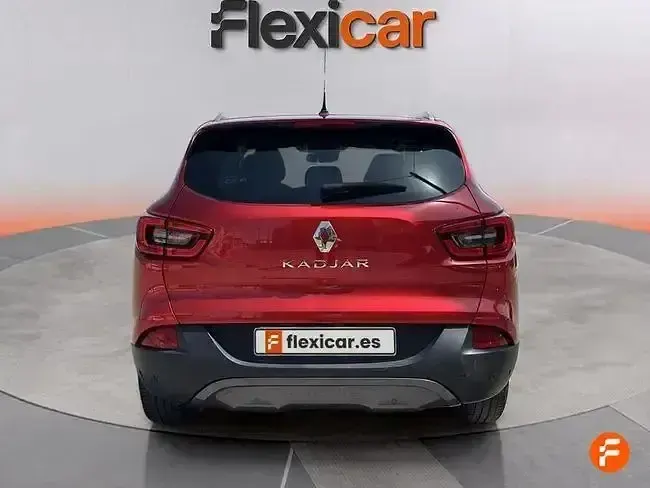 Usado Renault Kadjar Zen 130 CV (95 kW) 2016 Rojo SUV