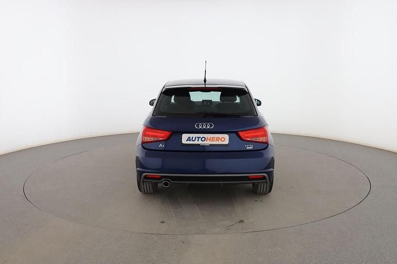 Usado Audi A1 Sportback Design 95 CV (69 kW) 2018 Azul Utilitario