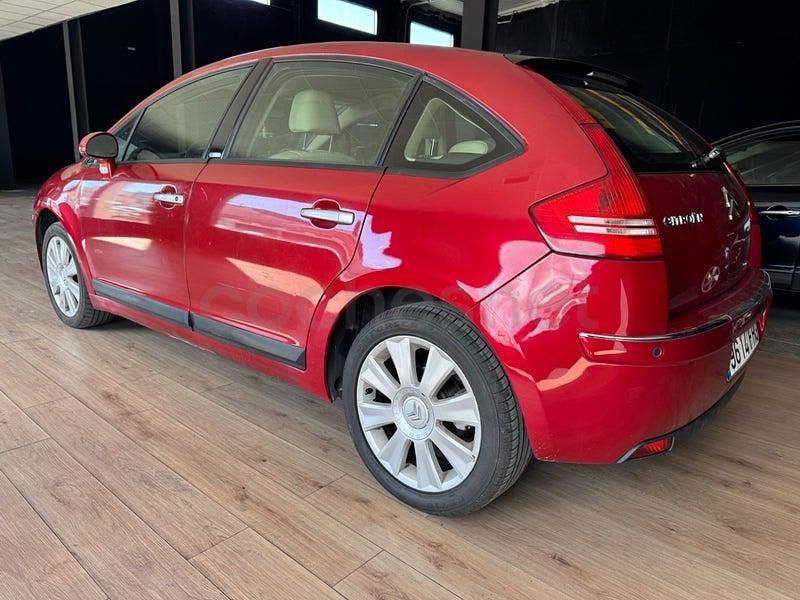 Usado Citroën C4 Exclusive 140 CV (102 kW) 2006 Granate Berlina