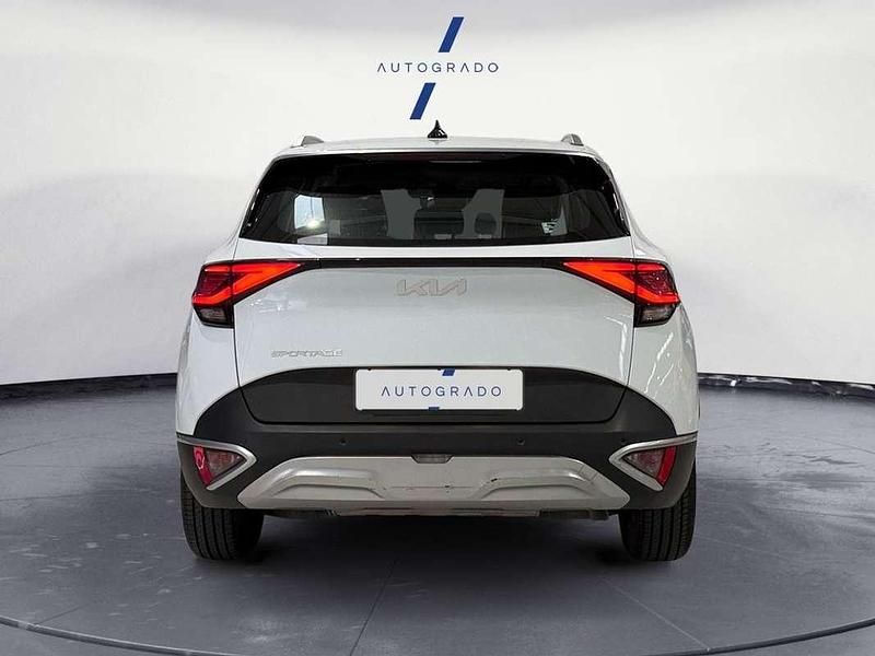 Usado Kia Sportage 136 CV (100 kW) 2022 Blanco SUV