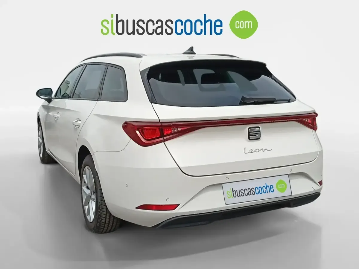 Usado Seat Leon Style 115 CV (84 kW) 2022 Blanco