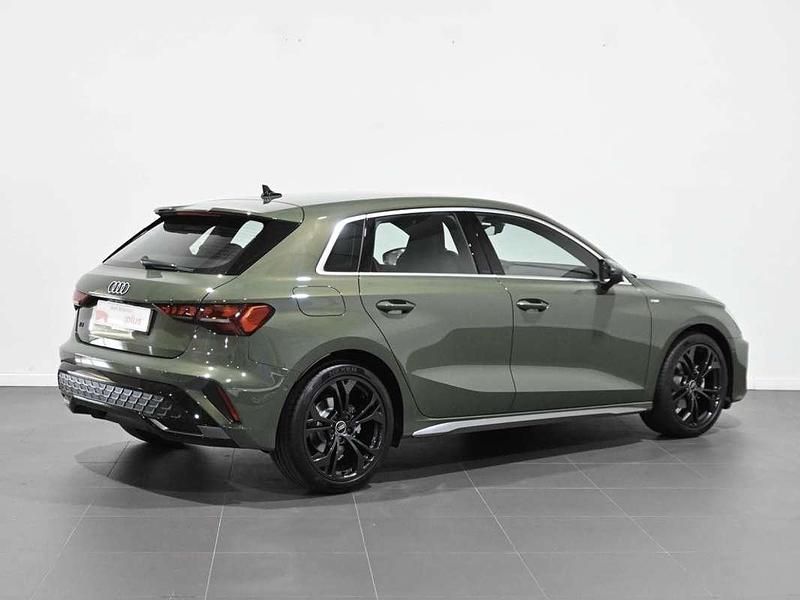 Usado Audi A3 Sportback S-Line 150 CV (110 kW) 2025 Verde Utilitario