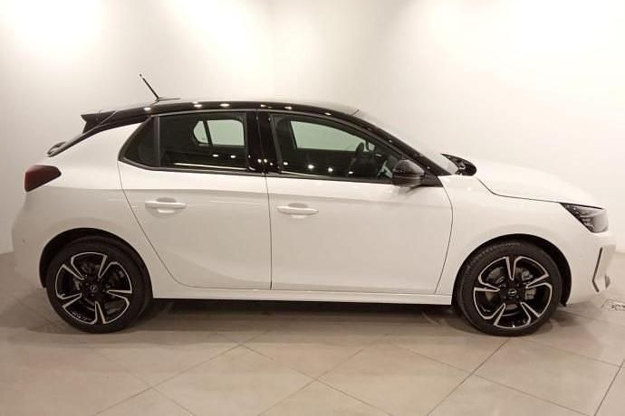 Usado Opel Corsa 100 CV (73 kW) 2024