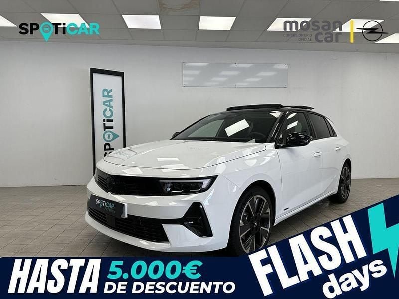 Blanco arktis Usado 2023 Opel Astra Edition Berlina | 29.800 € (Precio justo) - Imagen 1/4